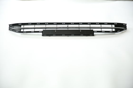 3GB 853 677 VW Passat 2019 2020 กันชนหน้ากระจังหน้าสำหรับรถยนต์สีดำพร้อมแถบ