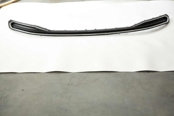 3GB 807 568 แถบป้องกันกันชนหลังแถบสว่าง VW Passat 19-20 แถบกันชนรถยนต์